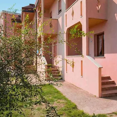 Apartmán One-bedroom Near Sea 1